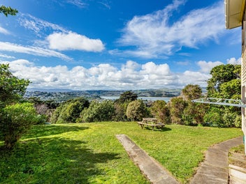 26 Pikarere Street, Titahi Bay, Porirua