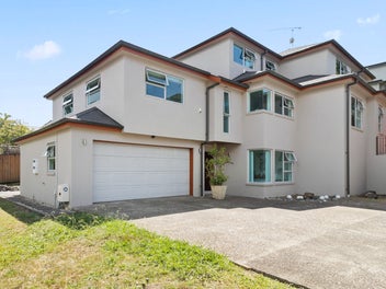 61B Clonbern Road, Remuera, Auckland