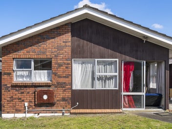 10/12 Ingram Street, Papakura, Papakura