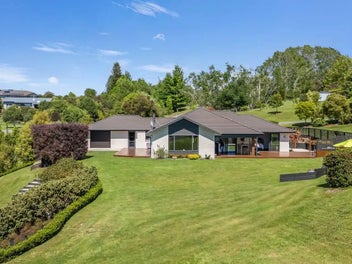 130 Ridgeview Road, Redwood Valley