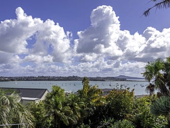 14 Eclipse Place, Half Moon Bay, Auckland