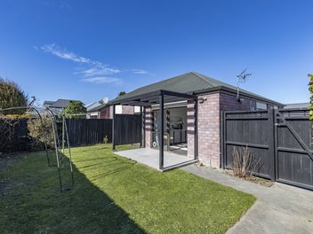 1/88 Barbour Street, Waltham, Christchurch
