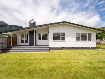 110 Waller Street, Murchison