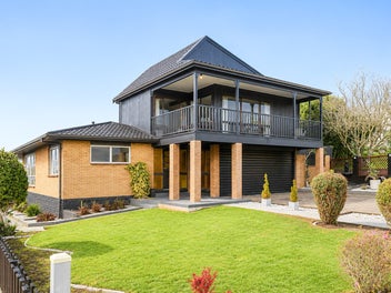 15 Salmond Place, Dinsdale, Hamilton
