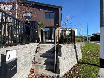 1/470 West Coast Road, Glen Eden, Auckland