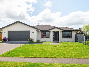 2 Lavenham Place, Rototuna North, Hamilton
