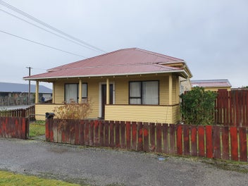 68 Blake Street, Blaketown, Greymouth