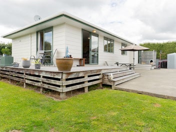 810A Park Road South, Akina, Hastings