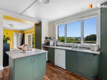 16 Severn Street, Green Island, Dunedin