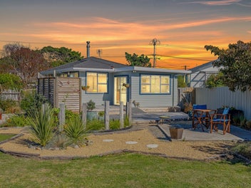 61 Martin Road, Paraparaumu Beach, Paraparaumu