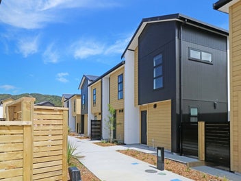 11 Te Ara o Papatahi, Wainuiomata, Lower Hutt