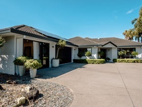 16 Tomika Crescent, Papamoa Beach, Papamoa