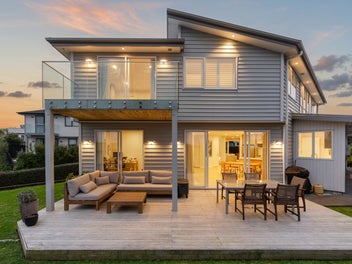 11 Tawatawa Street, Long Bay, Auckland