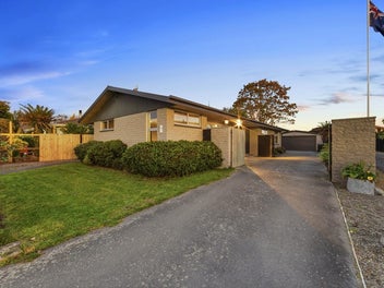 113 Johns Road, Northwood, Christchurch