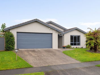 5 Cranbrook Place, Rototuna North, Hamilton