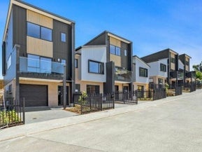 6 Milenio Crescent, Windsor Park, Auckland