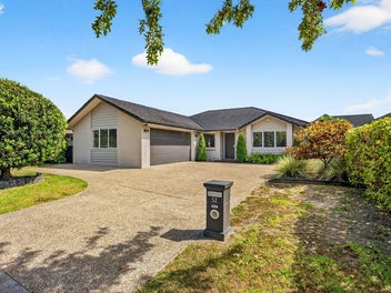 52 Castellina Drive, Karaka, Papakura