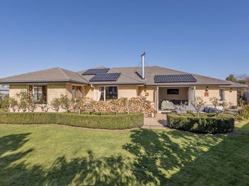 7 Riverwood Boulevard, Redwood, Christchurch