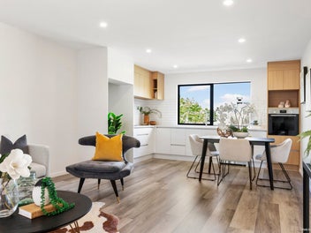 2/30 Potter Avenue, Northcote, Auckland