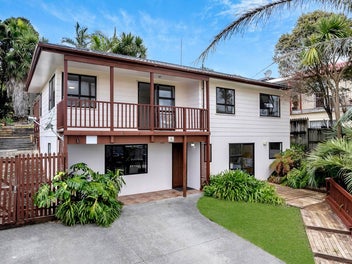 10 Marco Place, Highland Park, Auckland