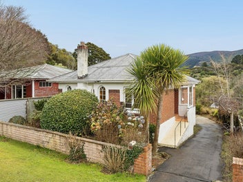 94 Braeview Crescent, Maori Hill, Dunedin