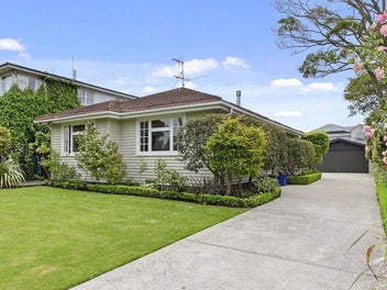 37 Hawthorne Street, Strowan, Christchurch