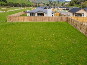 14 Pitfure Road, Wakefield