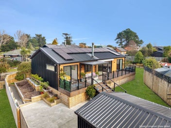 5 Beach Crescent, Waikuku Beach, Waikuku Beach