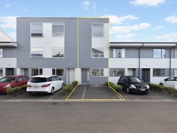 6/2 Stone St, Miramar, Wellington