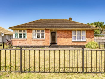 5 Deem Place, Tawhero, Whanganui