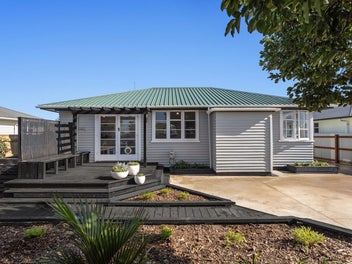 15 Matai Street, Edgecumbe, Edgecumbe