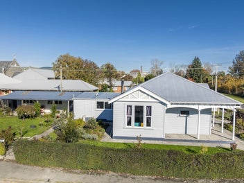 11 Ajax Street, Milton