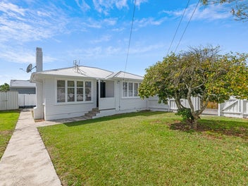 1/11 Henwood Road, Māngere East, Auckland