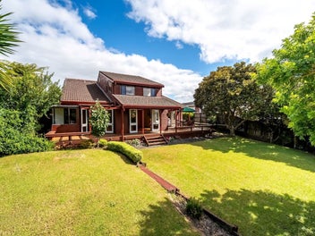 201 Glamorgan Drive, Torbay, Auckland