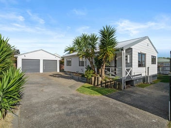 2/4 Laurie Avenue, Papakura, Papakura