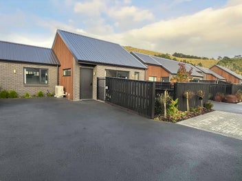 5/9 Truscotts Road, Heathcote Valley, Christchurch