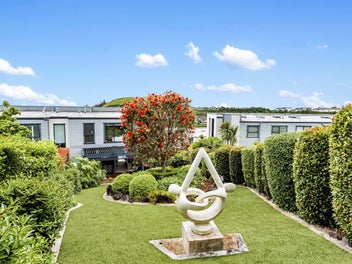 34 Charles Heaphy lane, St Johns, Auckland