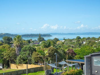 10/118 Ocean View Road, Waiheke Island, Auckland