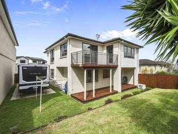 7 The Rise, Gulf Harbour, Whangaparaoa