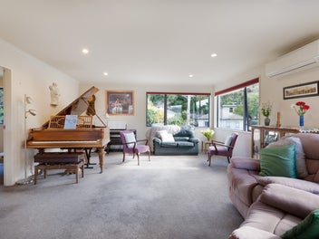 1A Chester Road, Tawa, Wellington