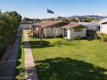 6 Waimea West Road, Brightwater