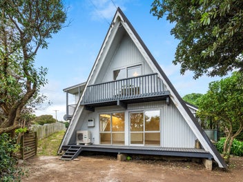 201 Tomahawk Road, Andersons Bay, Dunedin