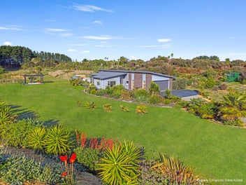 76 Waitarere Rise Avenue, Waitarere, Levin