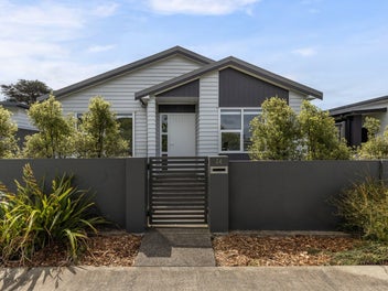 44 Karearea Avenue, Kenepuru, Porirua