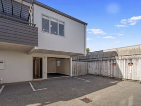 2/10 Enterprise Drive, Papamoa Beach, Papamoa