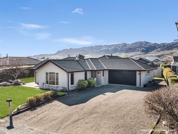 30 Missy Crescent, Mount Pisa