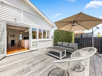 7 Montrose Street, Point Chevalier, Auckland