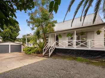 8 Pitcher Place, Glen Eden, Auckland