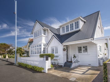10 Queens Parade, Devonport, Auckland