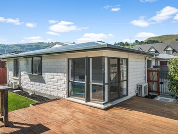 1/23 Laing Crescent, Heathcote Valley, Christchurch